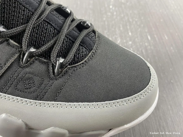 Kick Theory Particle 9 Jordan Retro CT8019-060 Grey 0717